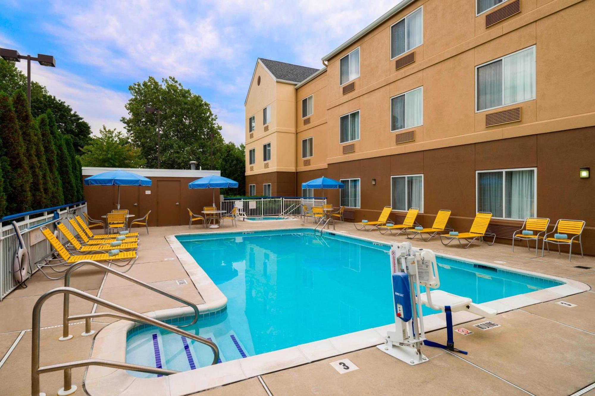 BW Allentown Bethlehem Lehigh Valley Inn & Suites Віфлеєм Екстер'єр фото